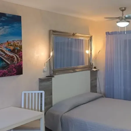 Апартаменты Monolocale Flores