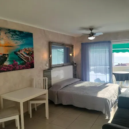 公寓 Monolocale Flores *